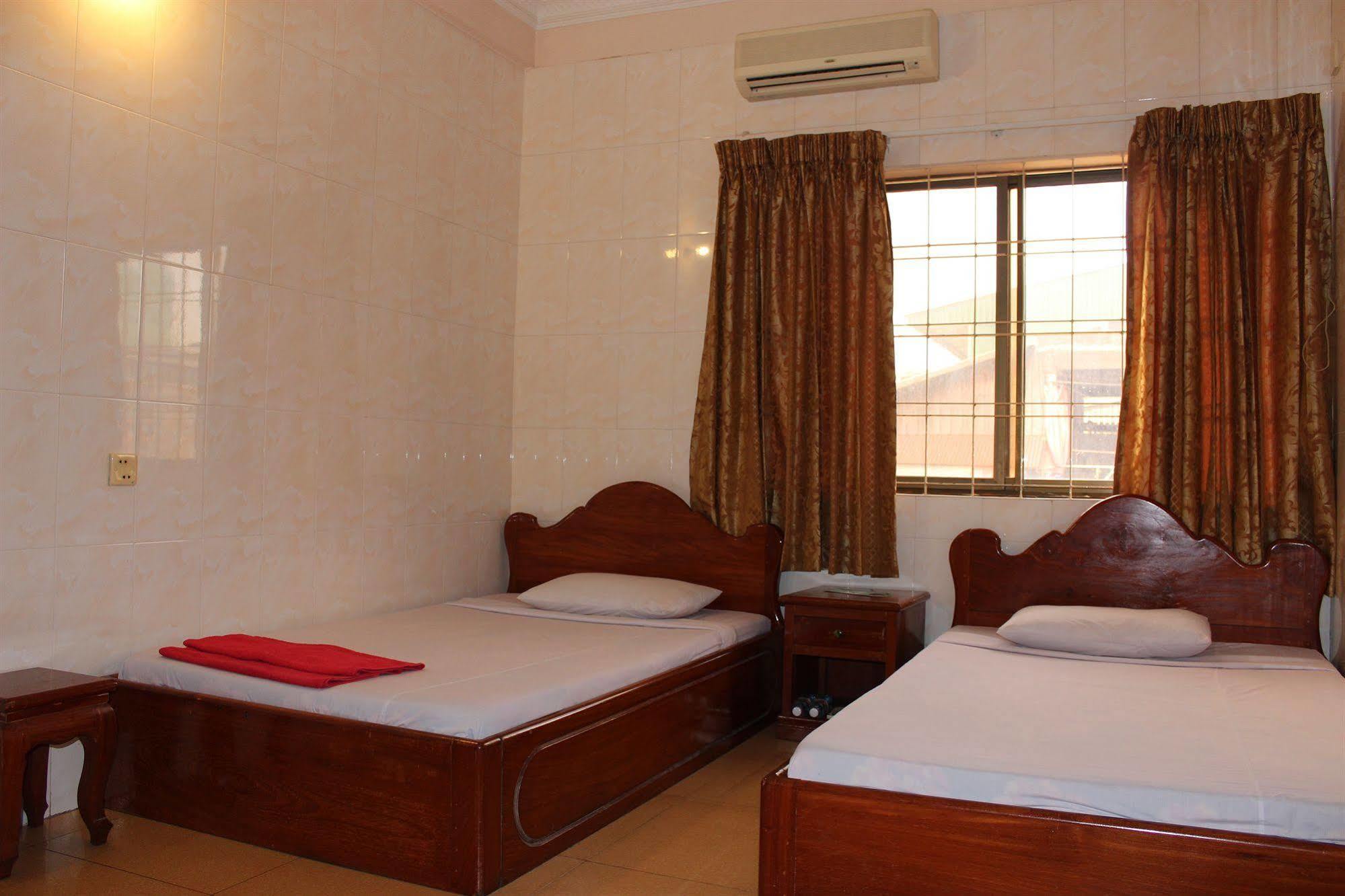 Lucky 2 Guesthouse Phnom Penh Zewnętrze zdjęcie
