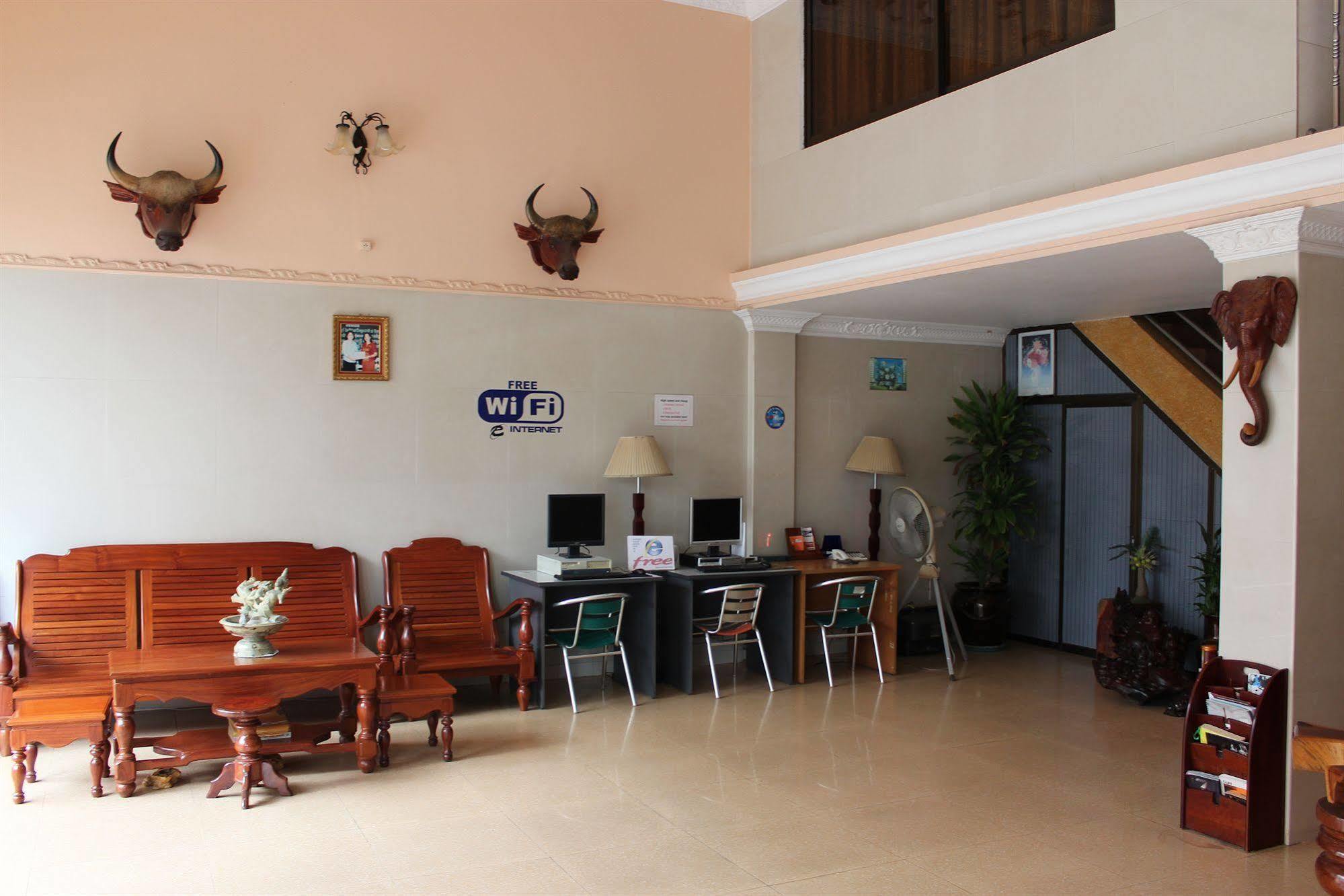 Lucky 2 Guesthouse Phnom Penh Zewnętrze zdjęcie